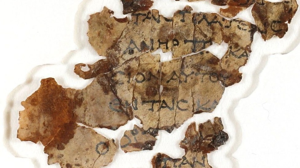 Scroll fragments from the Dead Sea "Cave of Horror"