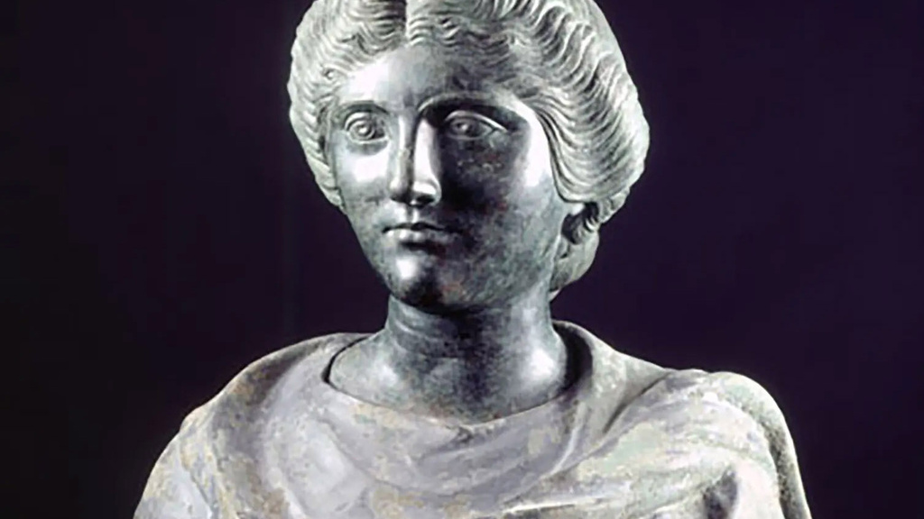 Smuggled Roman bust.