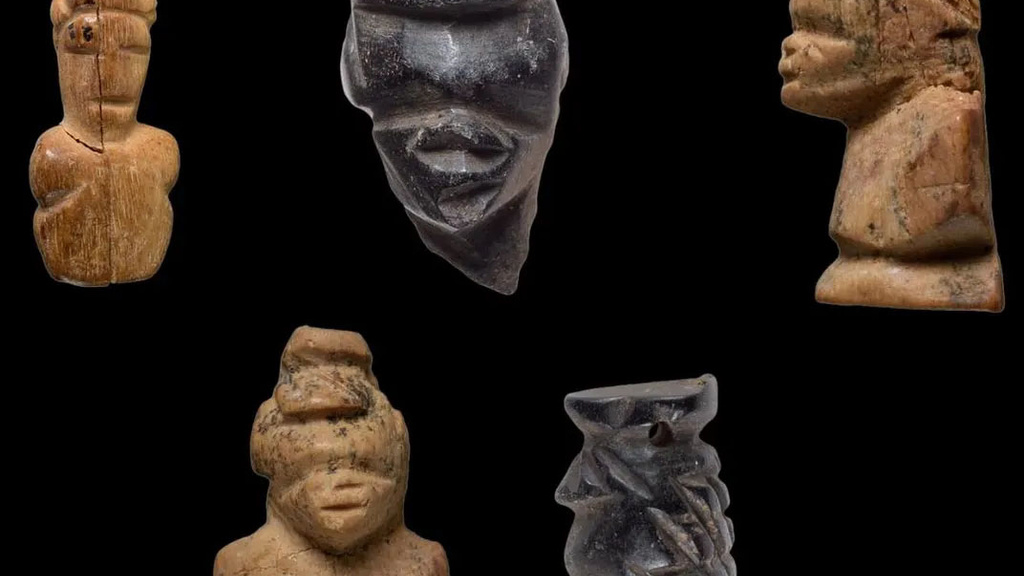 Figurines excavated. 
