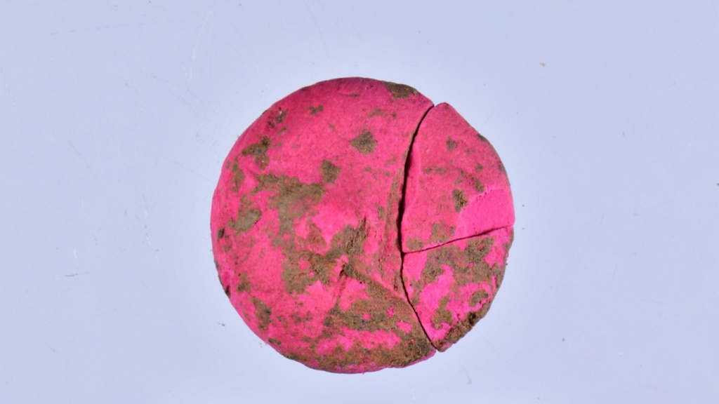Roman eyeshadow.