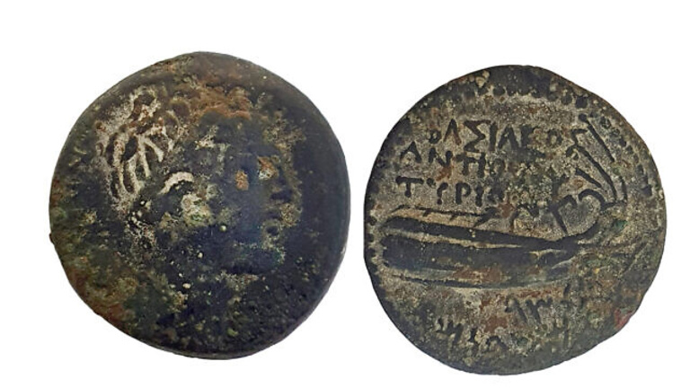coin of Antiochus IV