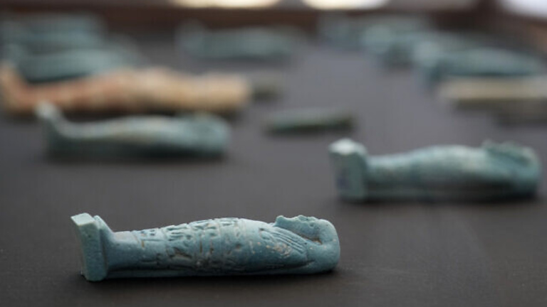 Saqqara Artifacts